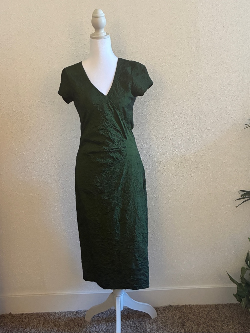 Nicole Miller Dark Green V-Neck Midi Dress